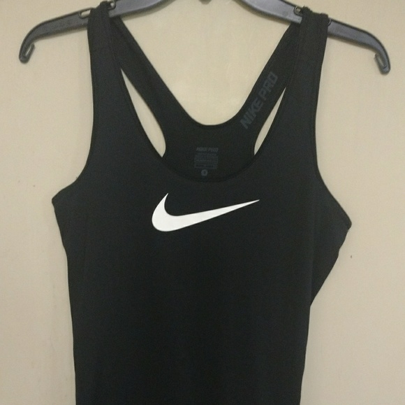 Nike Women Workout Top - Picture 1 of 3